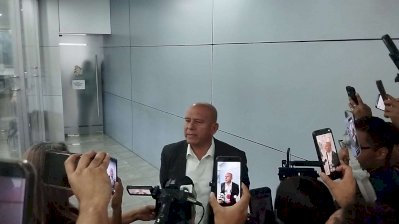 Reconoce Diputado aportación de $25 mil para transporte a marcha