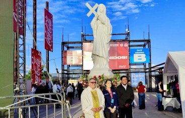 Develan estatua en honor de Santa Rita de Casia 
