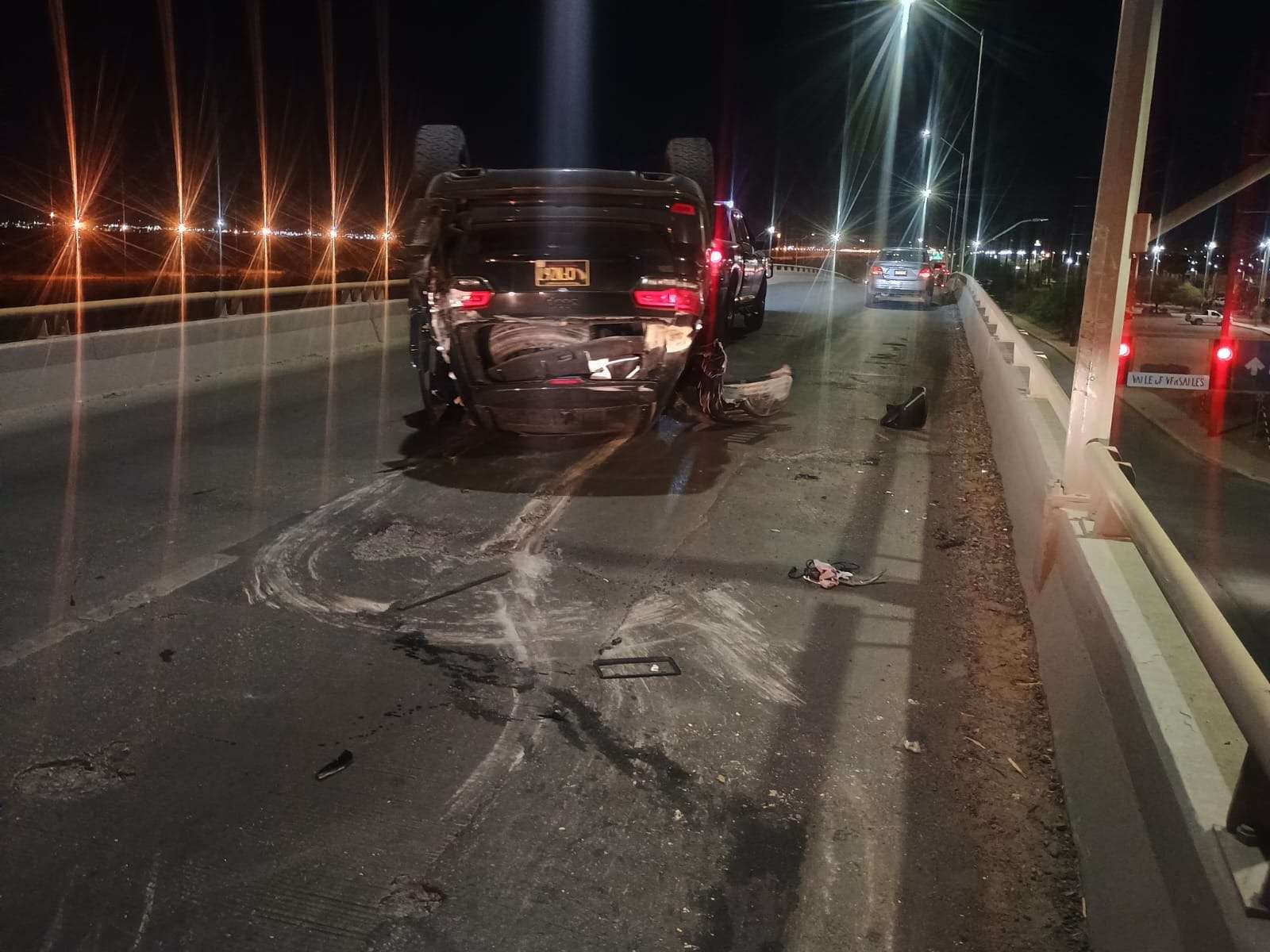 Llama Seguridad Vial a conducir con precaución