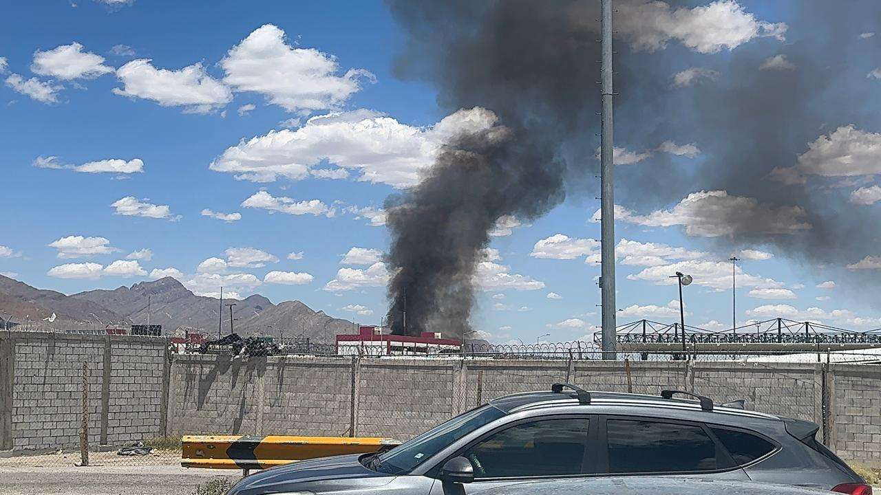 Se incendian oficinas de la Guardia Nacional en el Puente Libre 