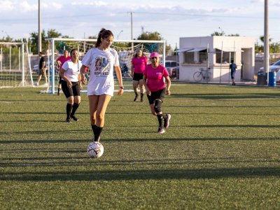 Fomentan convivencia con primer torneo femenil de fútbol en Delicias 