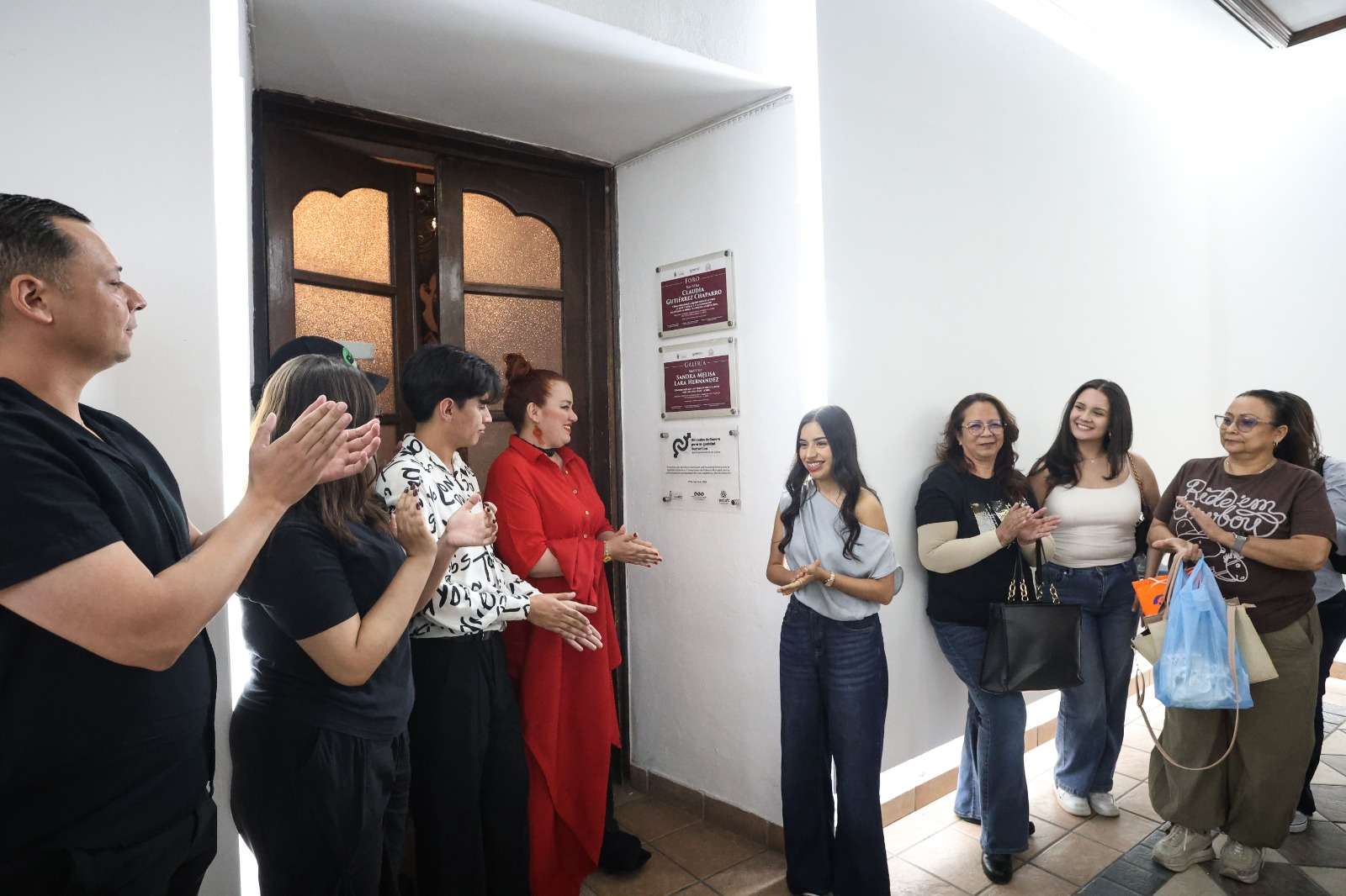 Devela IPACULT placa de Unidad de Género para la Igualdad Sustantiva
