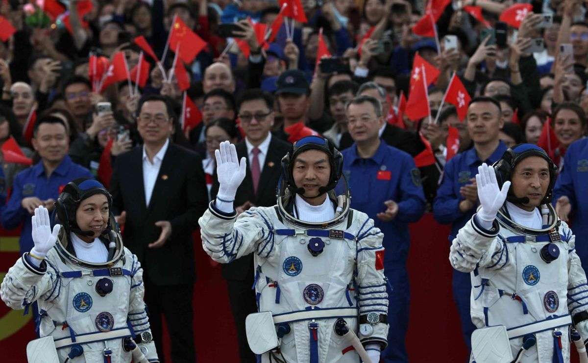 Despega misión china Shenzhou-23 rumbo a la estación espacial Tiangong