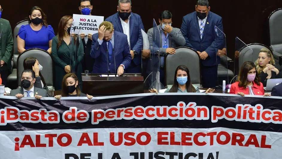 Congela Cámara de Diputados mil 200 juicios políticos sin resolver