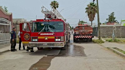 Consume incendio vivienda de migrantes en Rinconada Sierra Azul