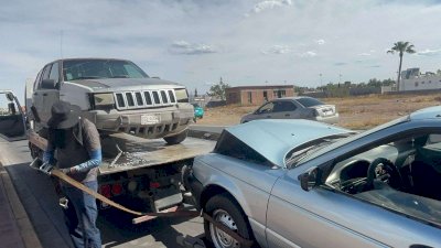 Desata fuerte choque caos vial en la vialidad Sacramento