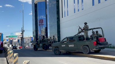 Despliegan convoy militar en la FGR de Chihuahua