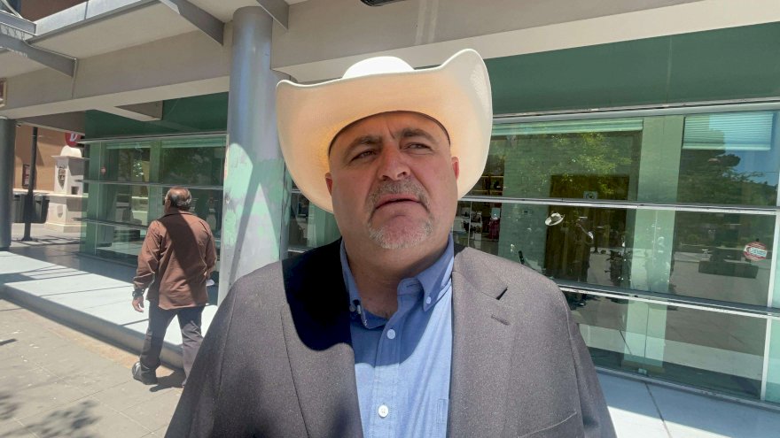 Escolta la GN a Julián Lebarón por amenazas de muerte