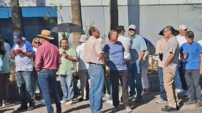 Protestan en apoyo a Maru frente a la FGR en Chihuahua