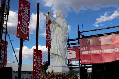 Crea Facultad de Artes de la Uach estatua de Santa Rita de Casia