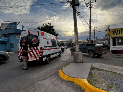 Sufre fractura tras ser arrollado por un auto en la Mirador