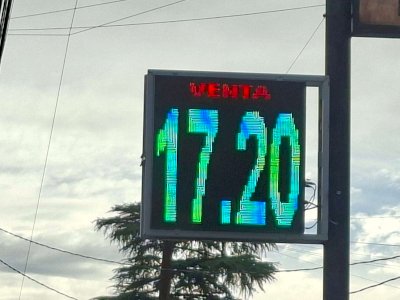 Baja el dólar a $17.20 en casa de cambio en el centro 