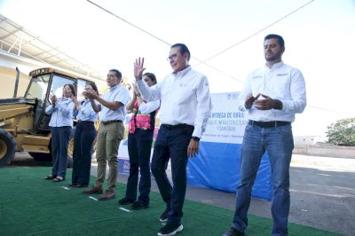 Fortalecen servicio de agua en Meoqui con paneles solares y maquinaria 