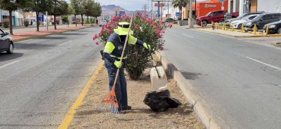Retiran más de 73 toneladas de basura y maleza durante mayo