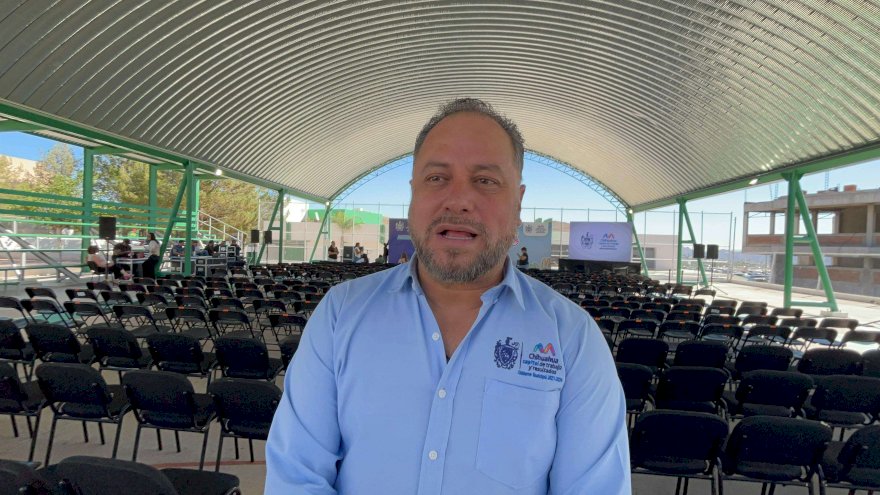 Arranca entrega de útiles escolares a más de 122 mil estudiantes 