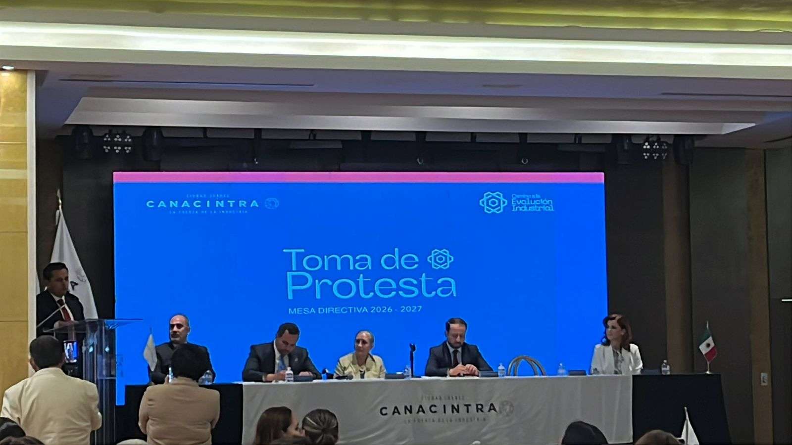 Reitera alcalde compromiso de trabajar con sector industrial