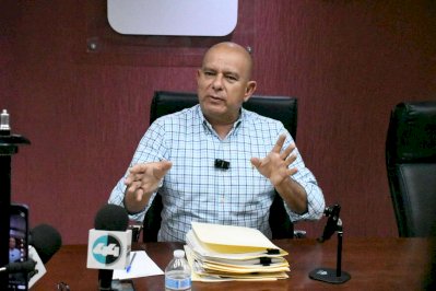 Retiro de visas a Durazo y Villarreal es golpeteo político: Diputado