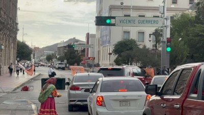 Mantiene plantón bloqueo en la Aldama y Vicente Guerrero