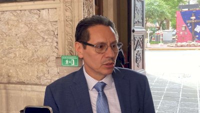 Firma Hacienda crédito por 3 mil mdp para obra pública en el estado
