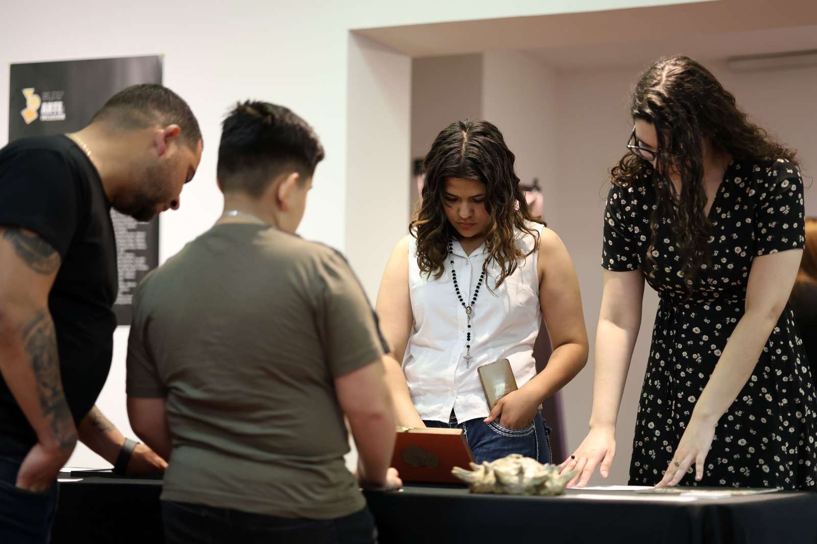 Inauguran la exposición Arte para la Inclusión en el Museo de El Chamizal 