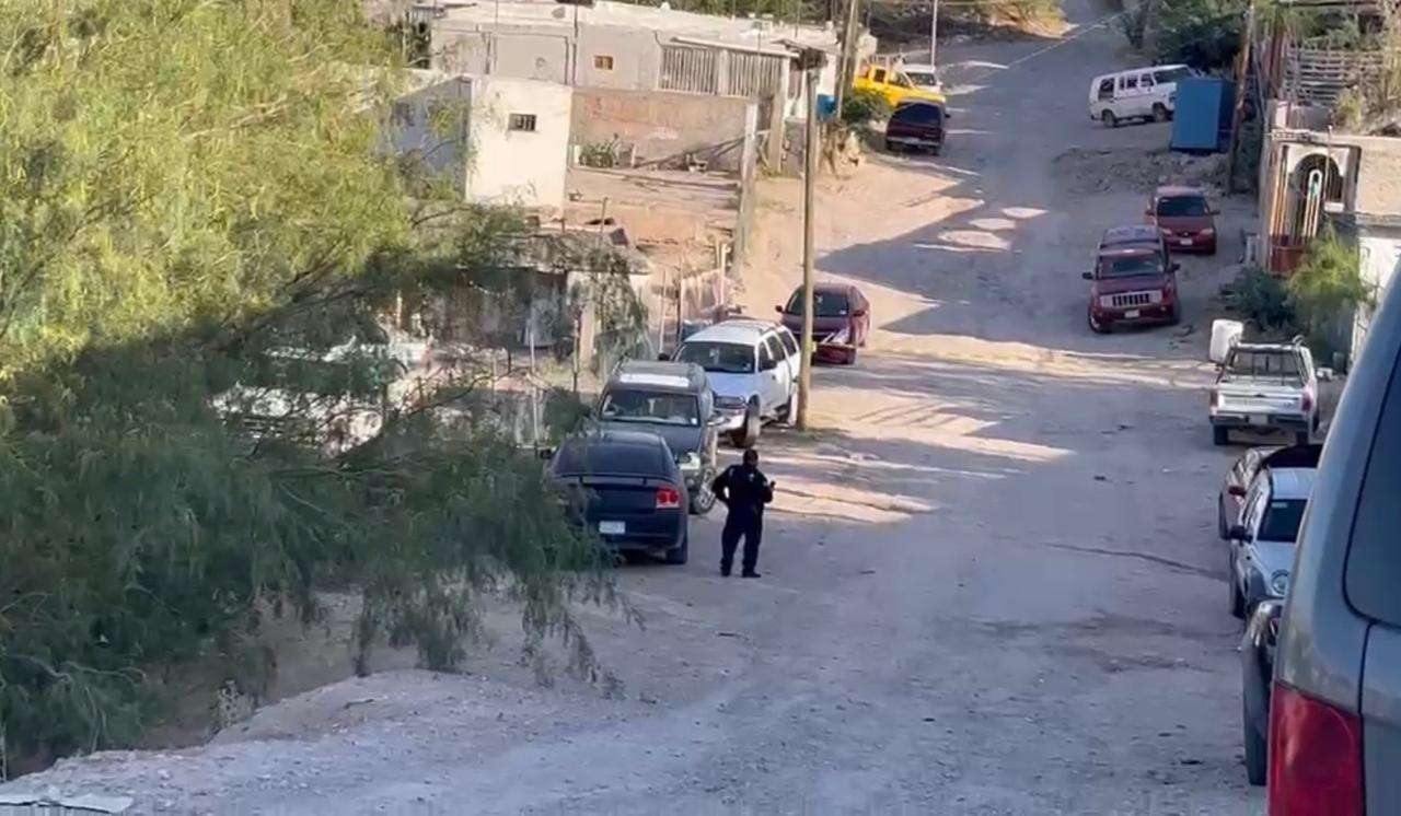 Riña entre vecinos termina con hombre baleado en la López Mateos
