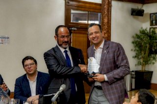 Reconocen abogados de todo Chihuahua liderazgo de Marco Bonilla 