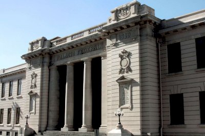 Presenta Casa Chihuahua agenda de verano con podcast, performance y exposición 