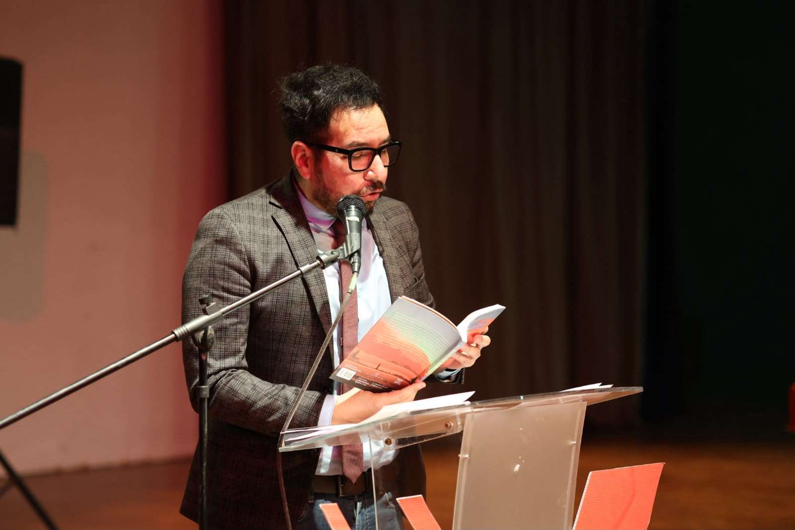 Inicia Feliju 2026 con presentación de libro Niños del Trópico