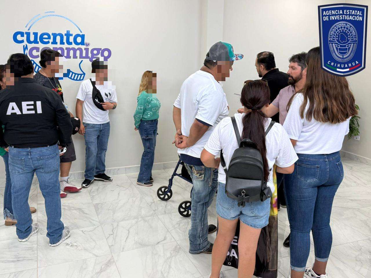 Reciben a familiares de personas desaparecidas tras marcha pacífica