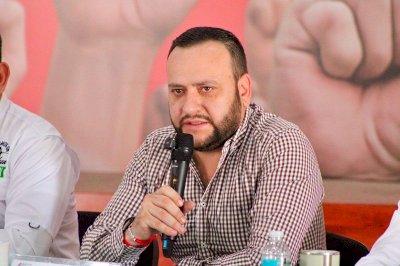 Sheinbaum se escondió del pueblo en lugar de escucharlo: Arturo Medina 