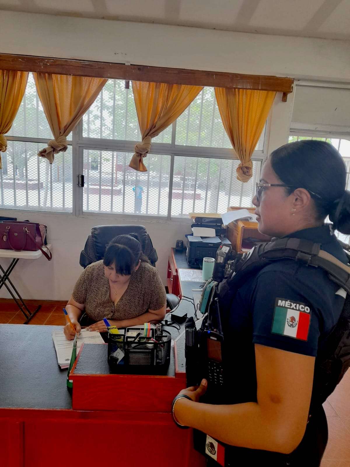 Atienden reportes de cutting en escuelas primarias