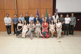 Se van 16 estudiantes de ingeniería de la Uach a Francia y Estados Unidos 