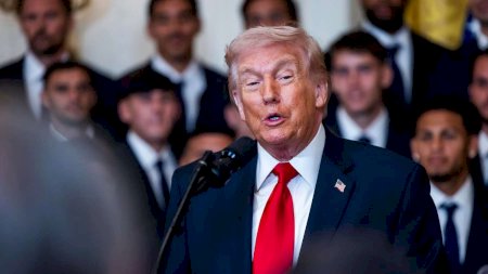Cumple Donald Trump 80 años en medio de dudas sobre su salud