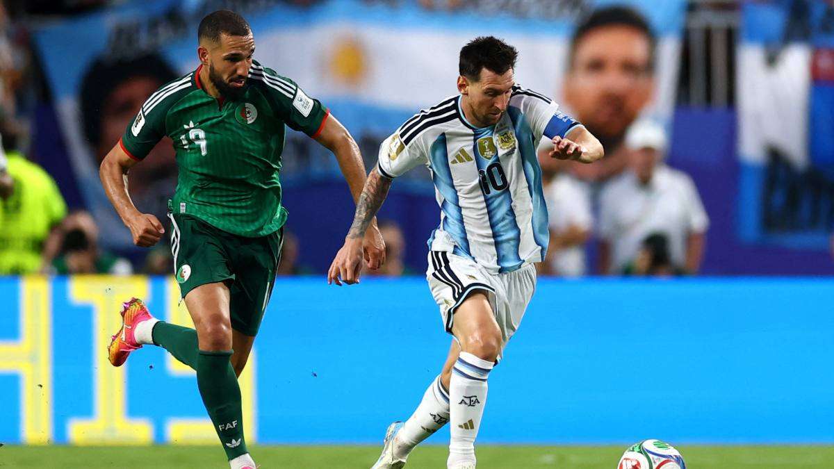 Firma Messi el 2-0 ante Argelia; suma 15 goles mundialistas