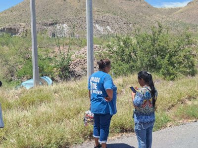 Deja volcadura en la carretera a Delicias 2 lesionadas