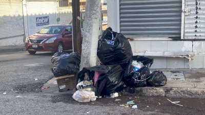 Inunda la basura el centro de la ciudad 