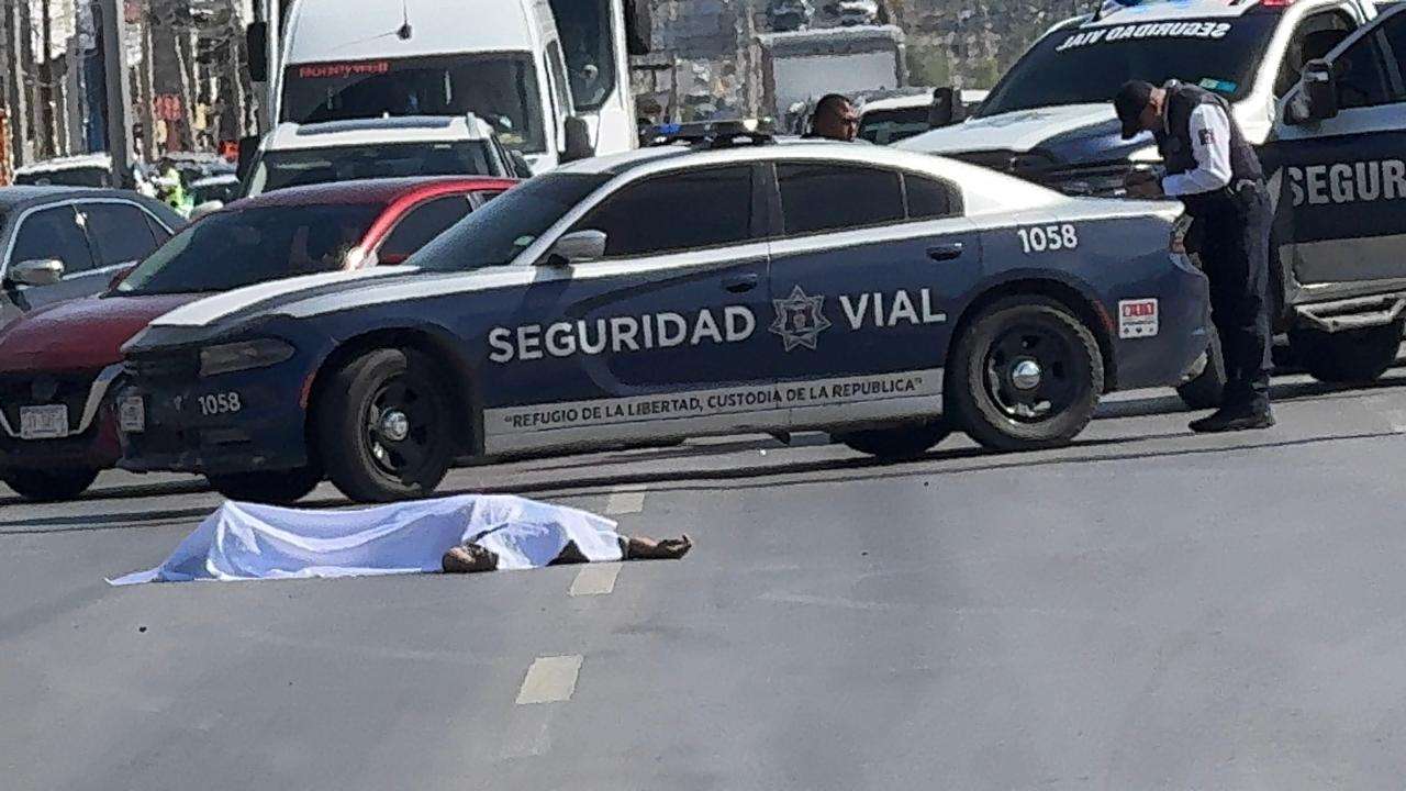 Atropellan y matan a hombre en Las Torres