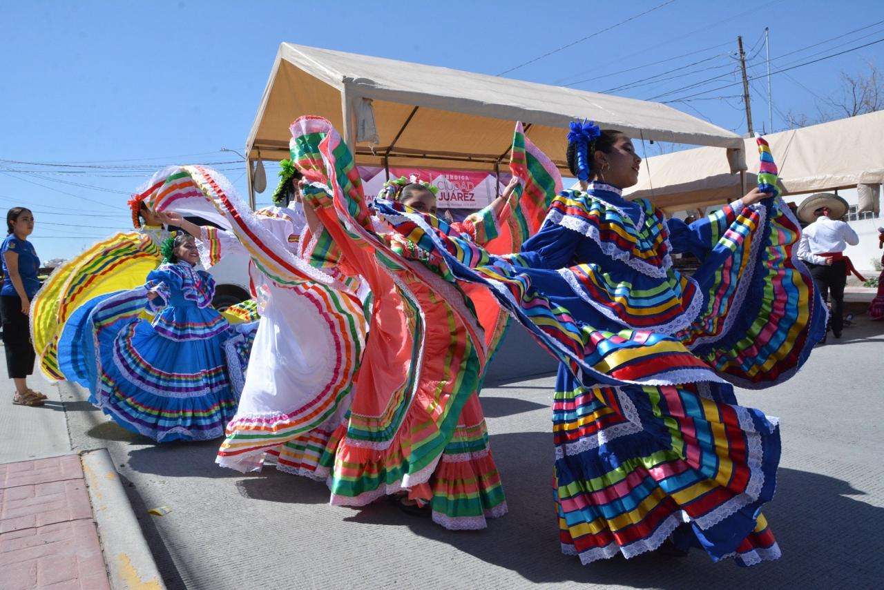 Éxito el el festival del Centro Comunitario Azteca