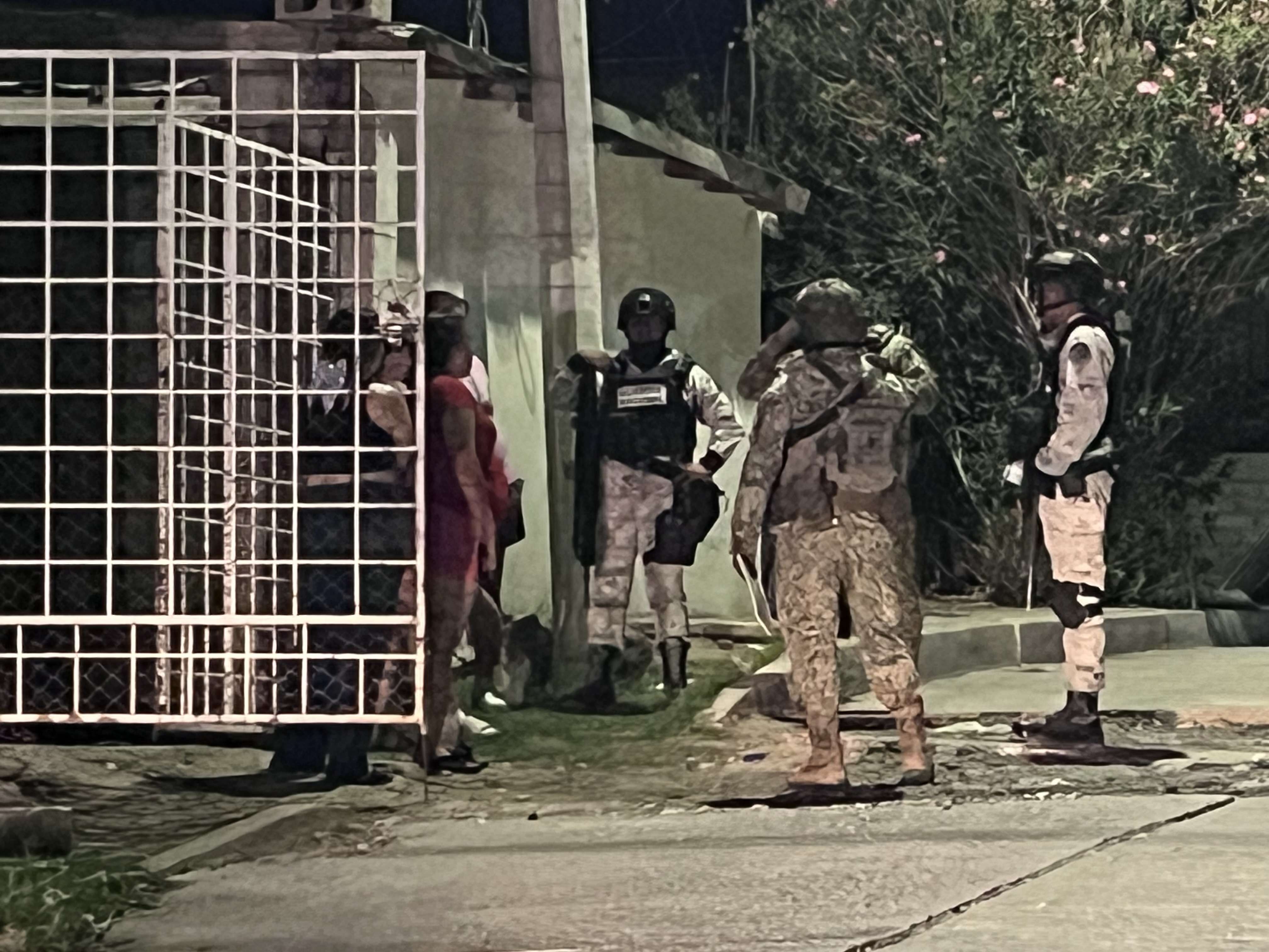 Atacan a balazos a hombre y logra llegar a casa de familiares para pedir ayuda