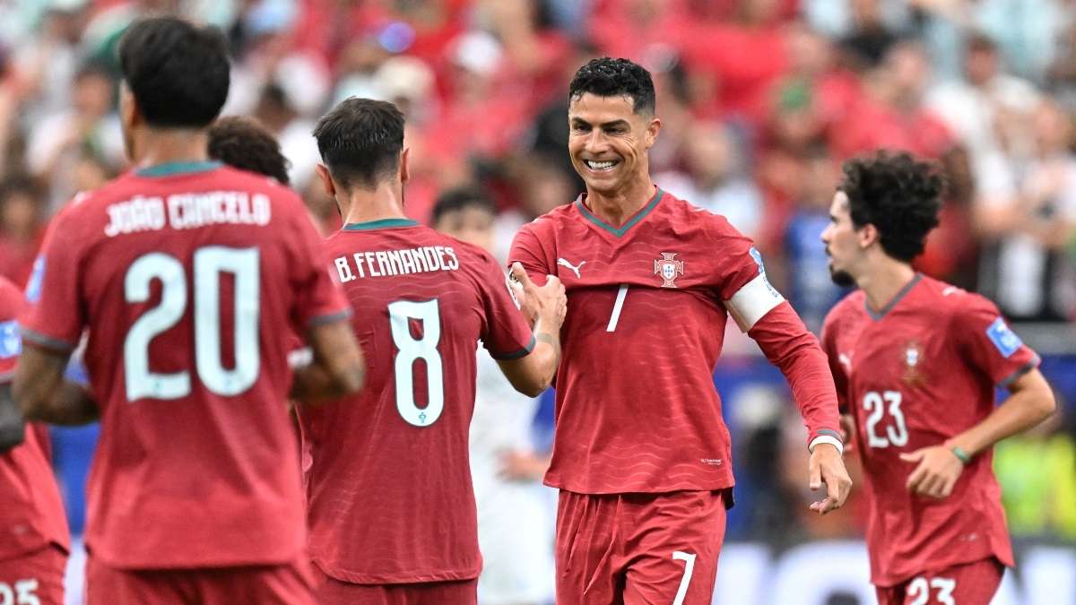 Aplasta Portugal 5-0 a Uzbekistán con doblete de Cristiano Ronaldo