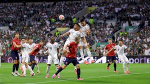 Perdona México y no rompe el cero ante Chequia; 0-0 al descanso
