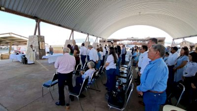Piden por la llegada de lluvias durante misa en la Ugrch