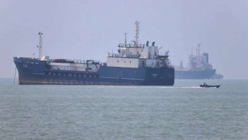 Ataca EU a Irán en respuesta a ofensiva contra barco en Ormuz 