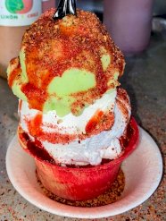 Mitigan chihuahuenses el calor con aguas frescas y nieve