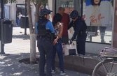 Detienen a pareja por robar playeras de la Selección Mexicana