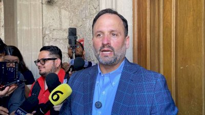 Extraño que reserven investigación de narco laboratorio por 5 años: Santiago 