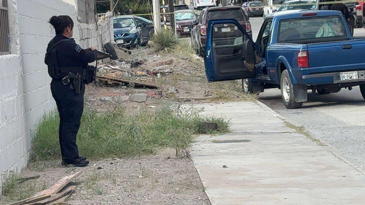 Muere hombre a bordo de su camioneta en la Ampliación Aeropuerto 