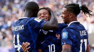 Derrota Francia a Suecia sin despeinarse; pasa a octavos de final