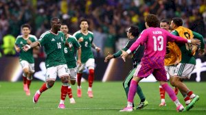 Domina México a Ecuador; termina el primer tiempo 