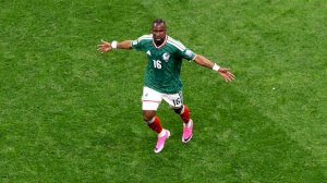 Mete México el primer Gol con Quiñónes 